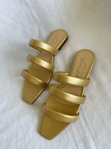 SANDALIA MAR COLOR ORO